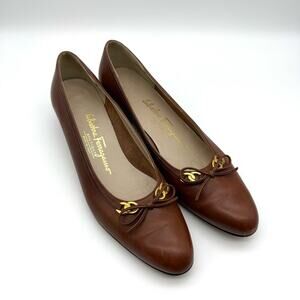 Salvatore Ferragamo Brown Leather Bow Chain Pump Heels 9 Narrow